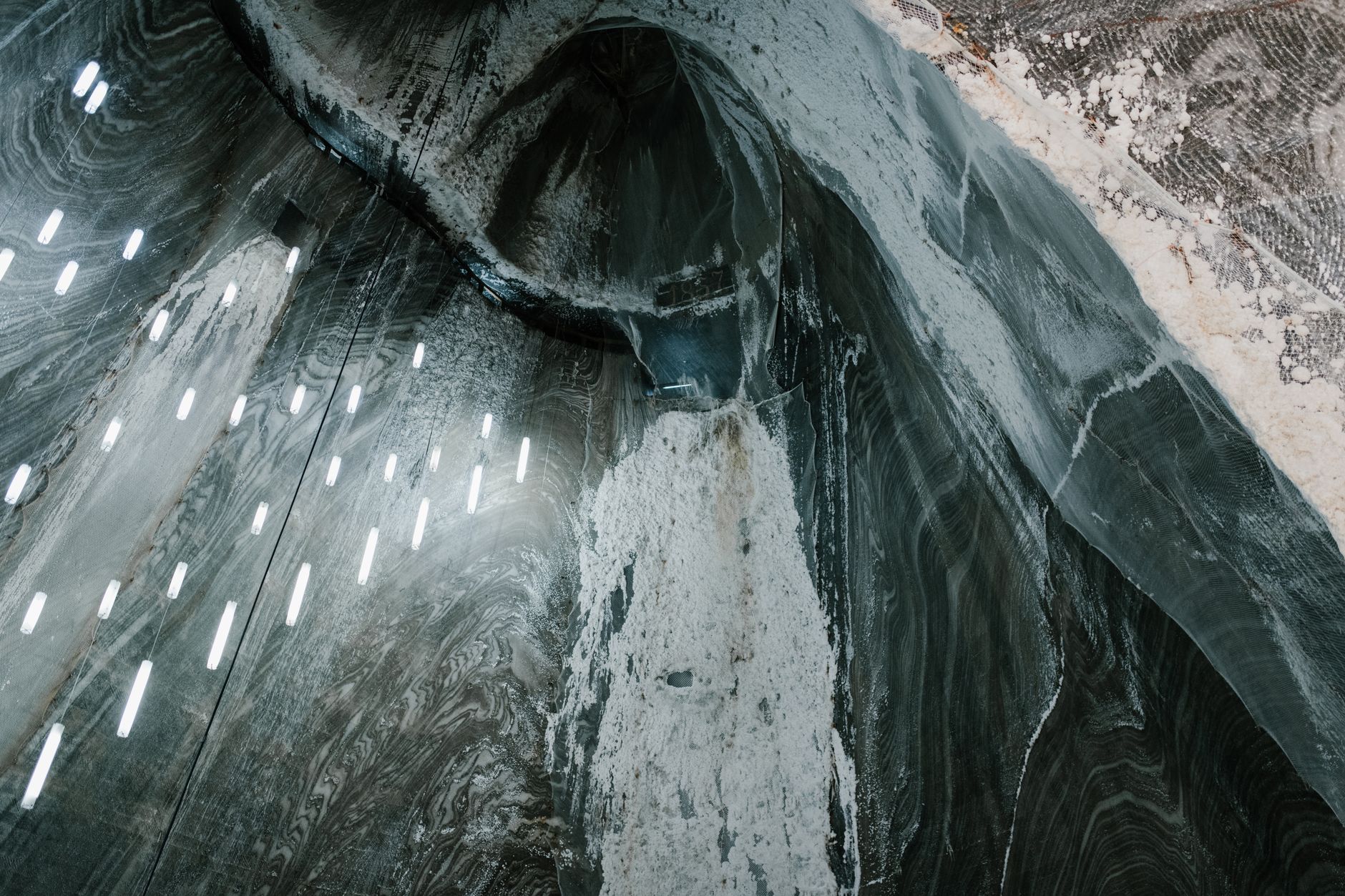 Pompage inondation cave équipe à Pau